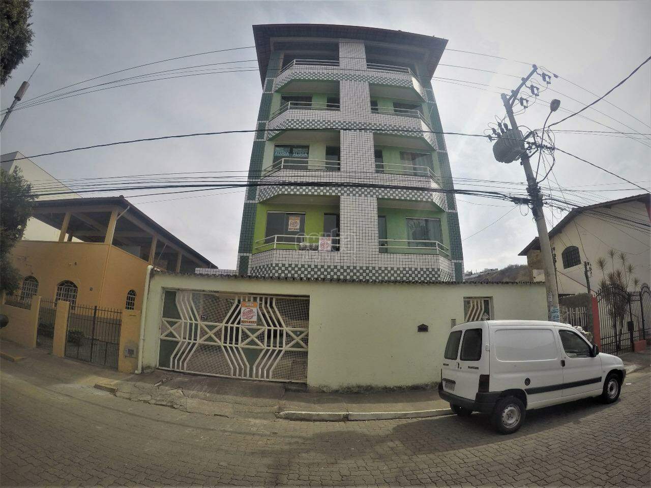Imagem: Quitinete à venda, 1 quarto, 1 vaga, São Pedro - Governador Valadares/MG